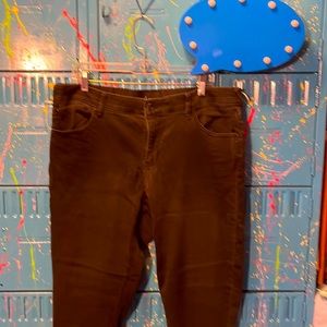 Natural Reflections. Black Jeans. 18. W412